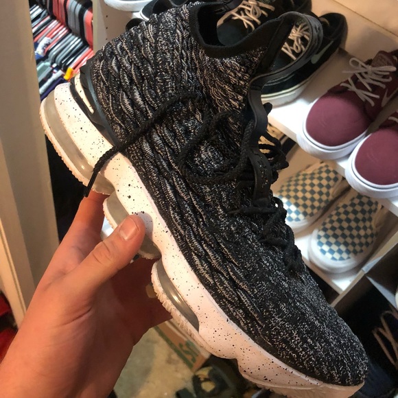 lebron 15 ashes size 12